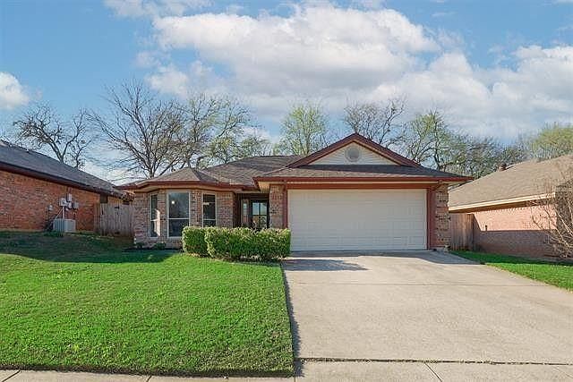 1st image of 333 Banyan Dr
