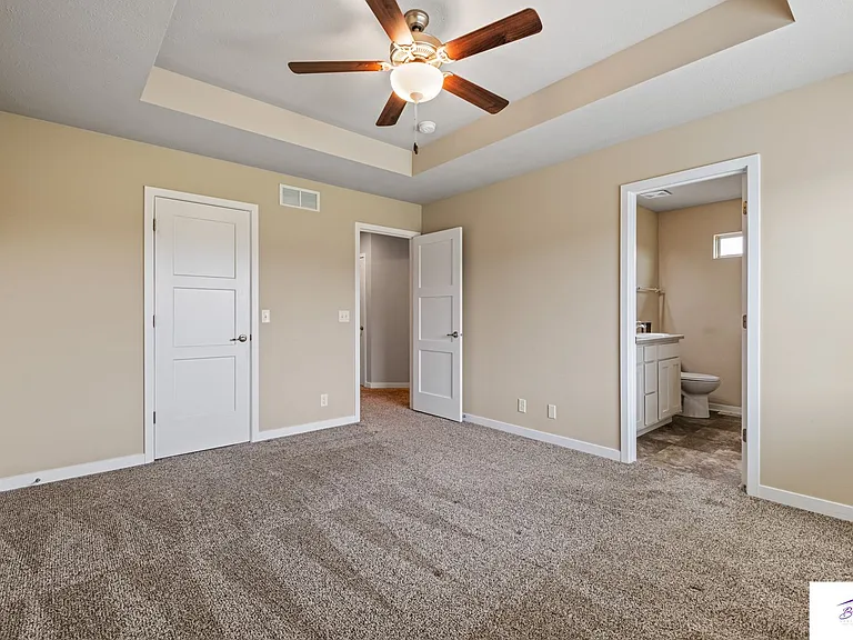 7825 N 147th Ave — Photo 11