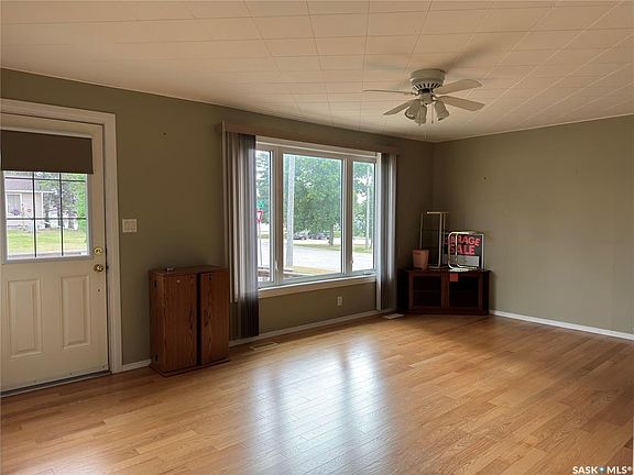 2nd image of 218 Downey STREET