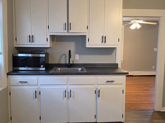 5th image of 3 Cross St APT 1