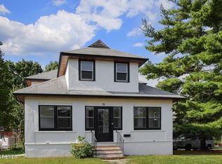 15 Memorial Pkwy, Atlantic Highlands, NJ 07716