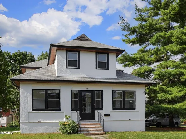 15 Memorial Pkwy, Atlantic Highlands, NJ 07716