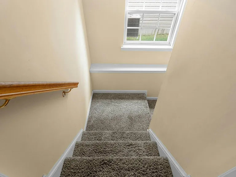 3510 King Edward Way — Photo 31