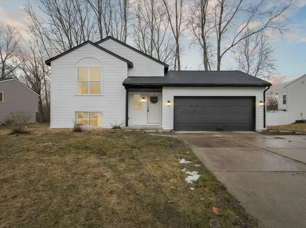 2839 Bransford St, Kentwood, MI 49512