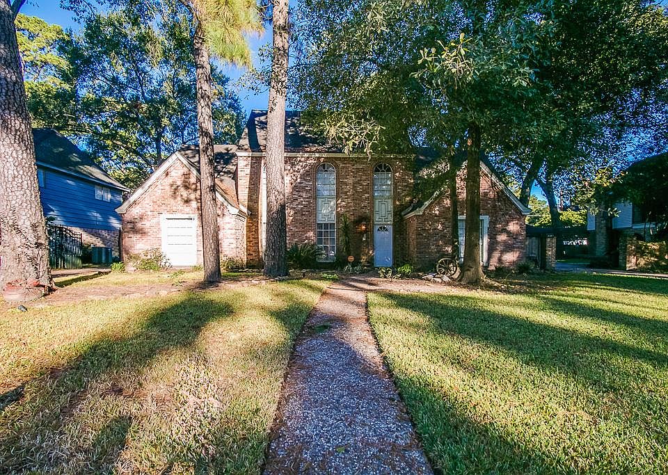 1st image of 1818 Saddlecreek Dr