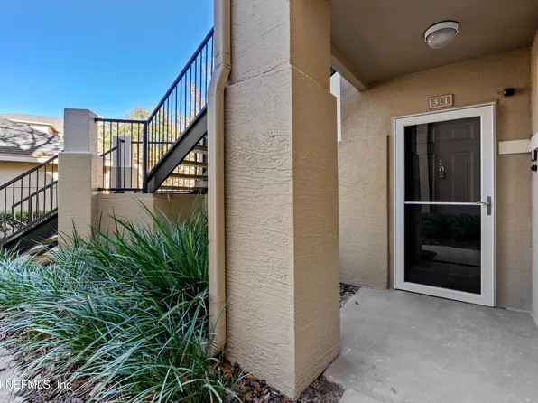1701 THE GREENS Way #311, Jacksonville Beach, FL 32250