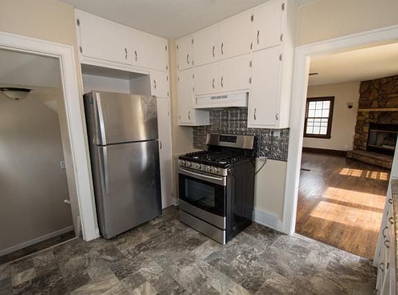 4th image of 1509 E 4th St