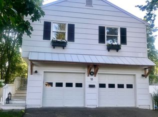 18 Gould Ave, Fairfield, CT 06824