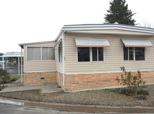 445 Colonial Park Dr, Santa Rosa, CA 95403