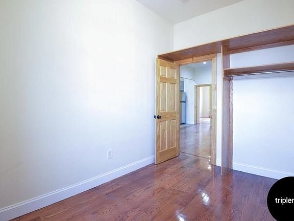 4th image of 529 Humboldt St #2D