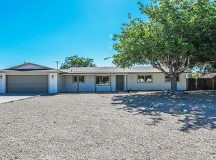 13481 Seminole Rd, Apple Valley, CA 92308