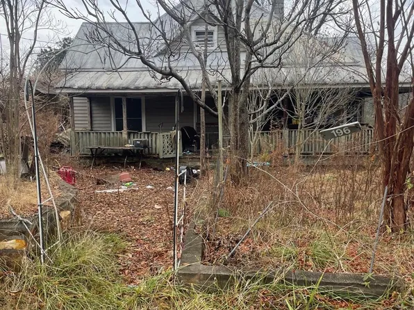 196 N Cemetary St, Old Fort, NC 28762