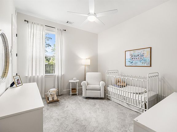 5th image of 3 Mohawk Path Pl
