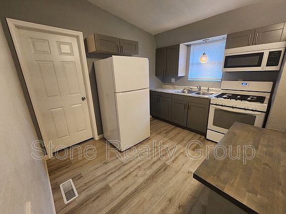 3rd image of 3792 E Beulah Ave APT 3