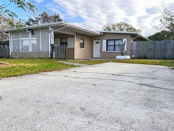 2nd image of 9261R 54th St N