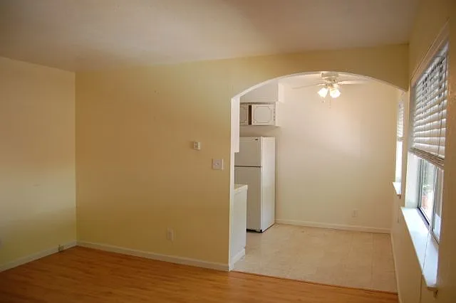 2414 F St - 6 — Photo 3