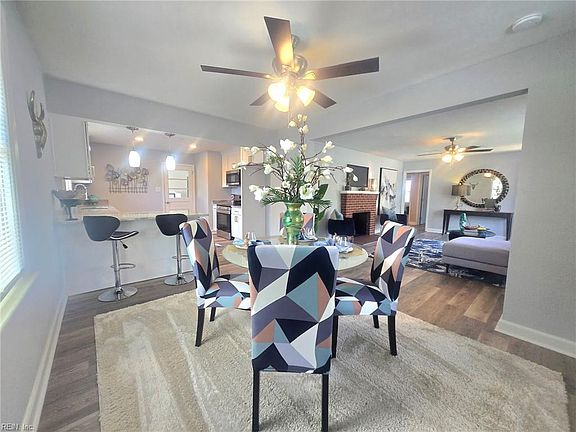 2nd image of 2833 Hollister Ave