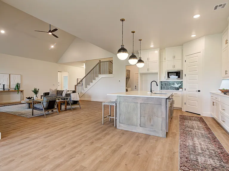 2101 Dax Ln — Photo 10