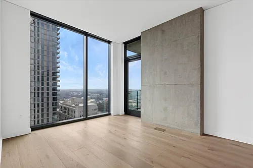610 Davis St #2503 Photo 1