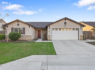 1830 S Kerckhoff Way, Hanford, CA 93230