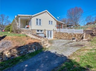 120 Caring Place Loop, Clyde, NC 28721