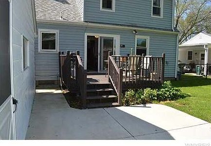 4th image of 36 Donald Dr