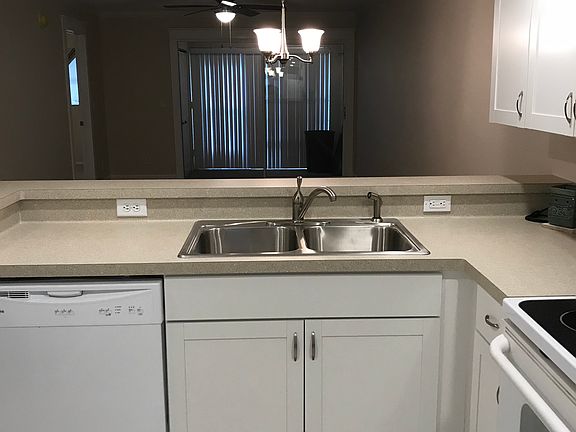 2nd image of 2465 Northside Dr APT 1902