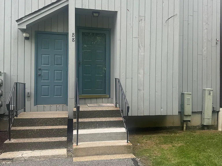 19 Somers St #B8 — Photo 16