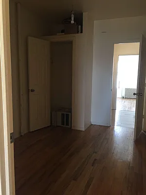 Rented by Grand & Co. | media 34