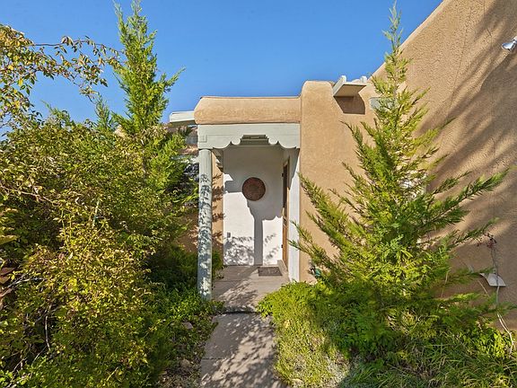 2nd image of 2044 Placita De Quedo