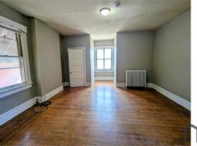 4000 Iowa Ave, Saint Louis, MO