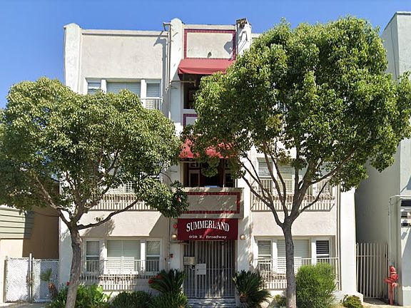 5th image of 959 E Broadway #11114350