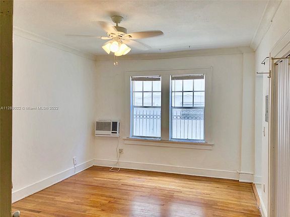 5th image of 1611 Michigan Ave APT 3