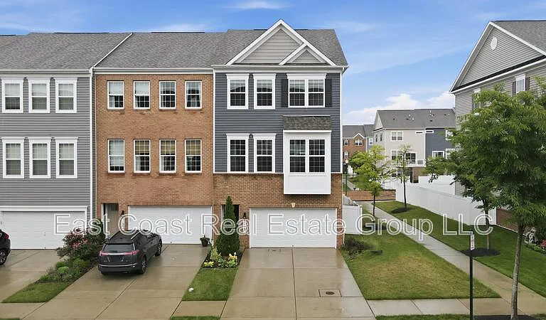 5123 Ironsides Dr — Photo 1