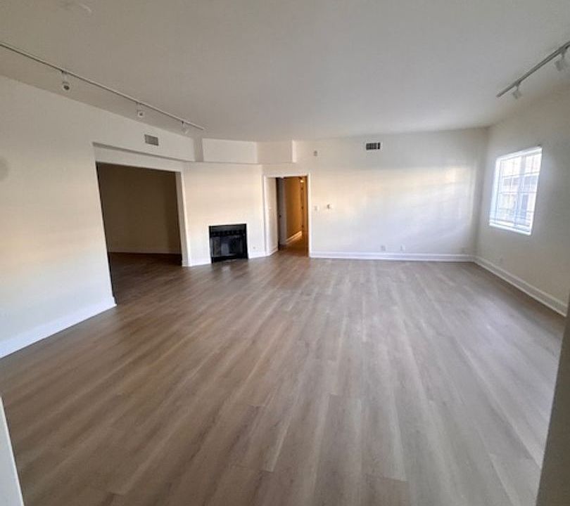 1st image of 319 S Hamel Rd #Uc