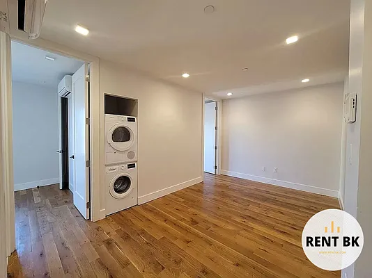 Rented by RENTBK LLC | media 3