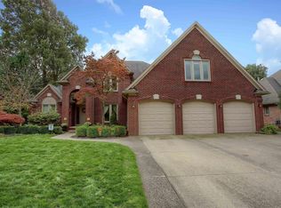 28034 Norcross Dr, Harrison Township, MI 48045