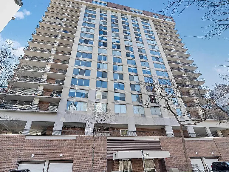71 E Division St #1005 — Photo 5
