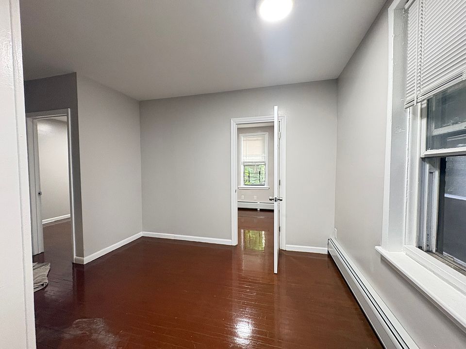 2nd image of 174 Ocean Ave #3