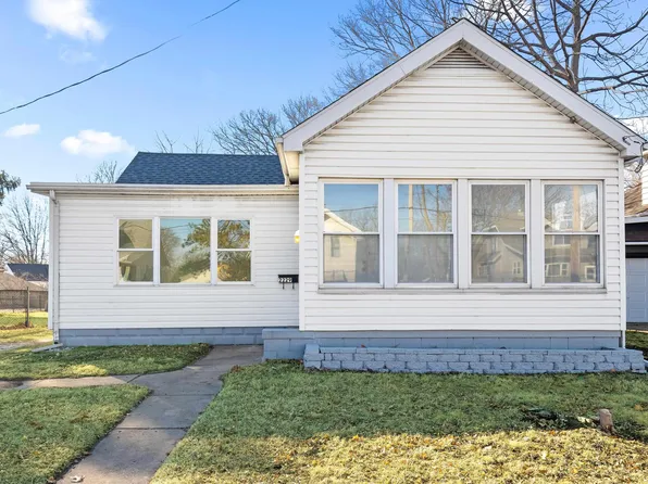 2229 N University St, Peoria, IL 61604