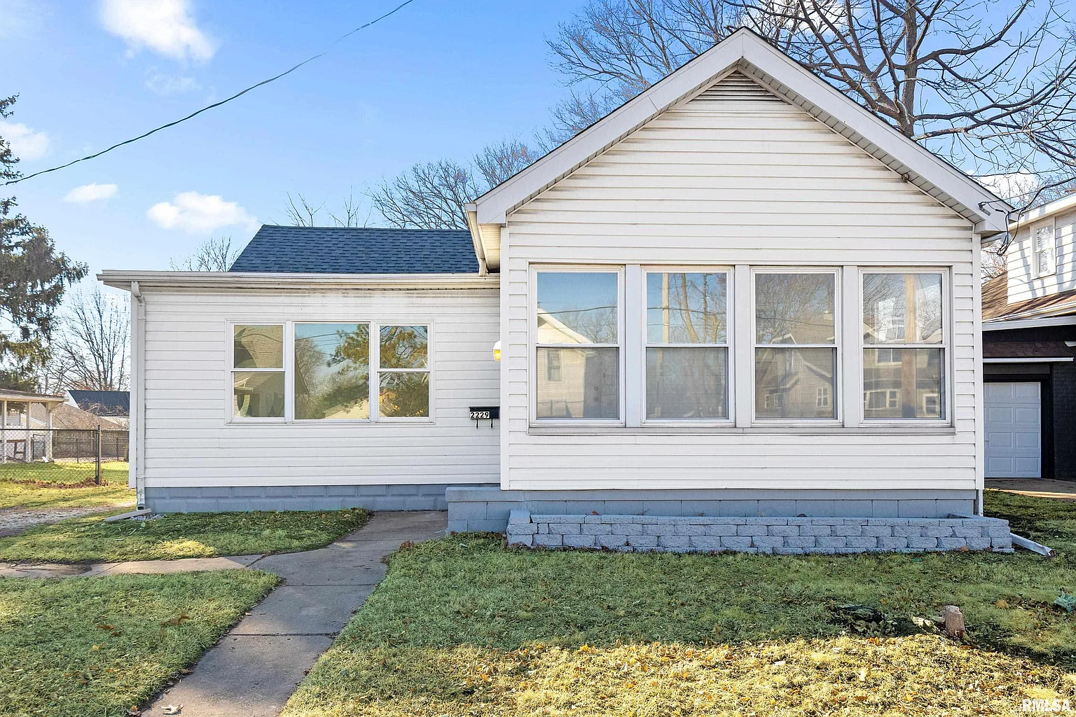2229 N University St photo 1