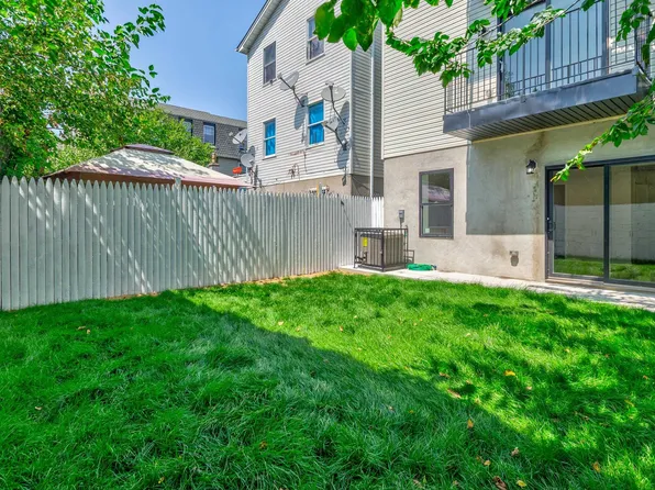 85 Myrtle Avenue image 39 of 50