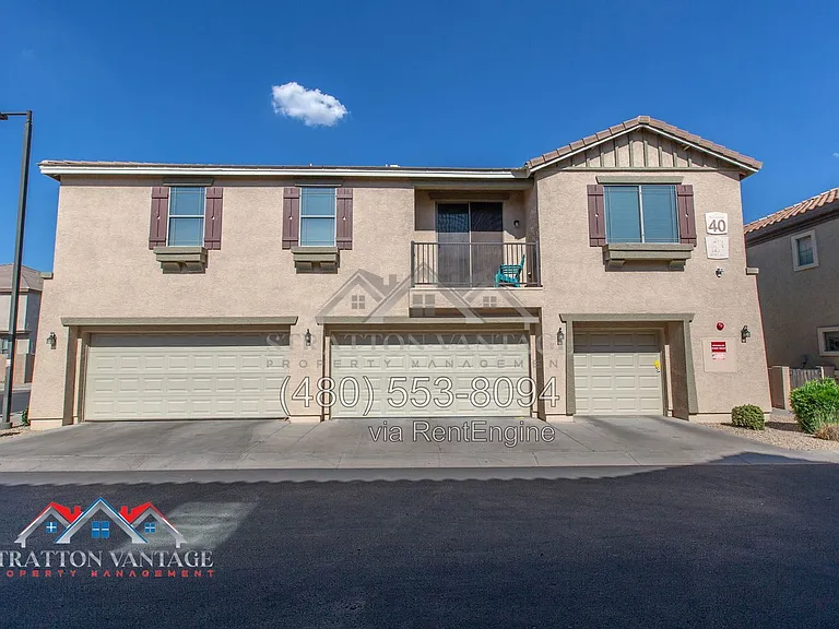 1423 N 81st Ave — Photo 1