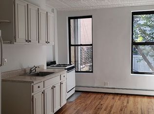 542 Court St APT 2, Brooklyn, NY 11231