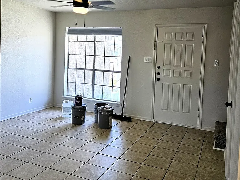4802 Delwood St #5 — Photo 5