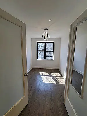 Rented by Cityside Rentals Corp | media 7