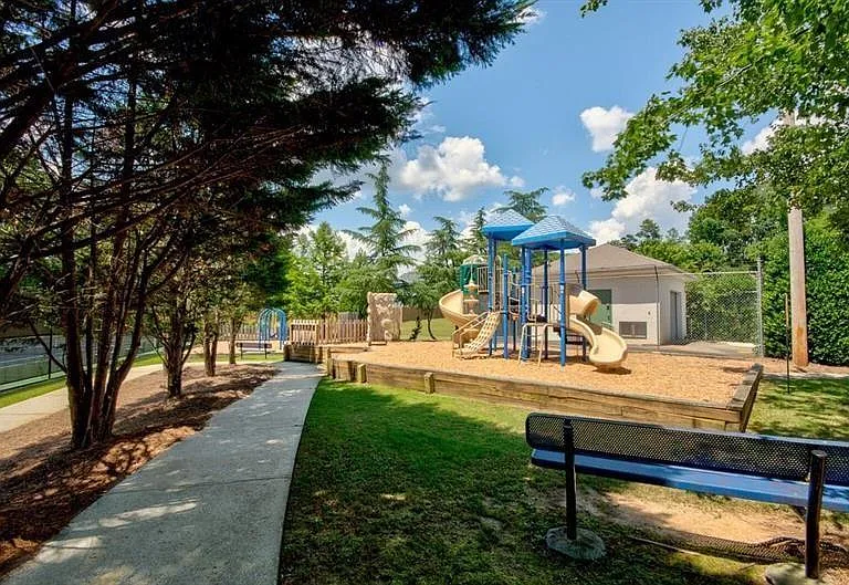 2630 Highland Pass — Photo 26