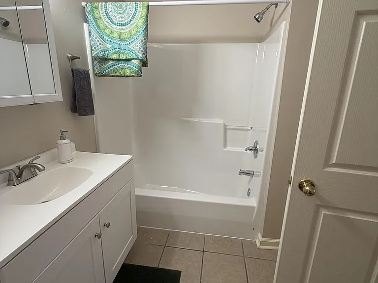 261 Simpson Ave #127 — Photo 22