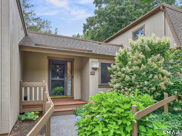 33 Great Meadow Lane #33, Farmington, CT 06001