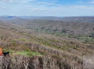 300 Overlook Ln, Rocky Gap, VA 24366